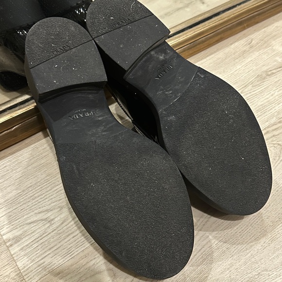 Prada black patent leather loafers size EU 39/US 9 - Picture 2 of 4